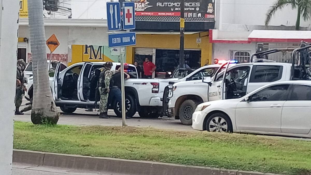 “Nos fuimos pecho tierra a la bodega”; así vivieron comerciantes balacera y detención en bulevar Leyva Solano