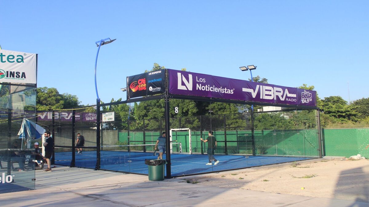 Arranca el torneo de Padel Senior LXI; estudiantes buscan recaudar fondos para graduación