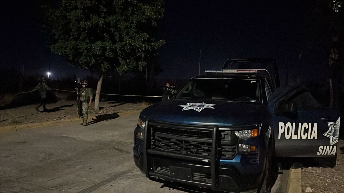 Grupo armado intenta robar camiones de basura en el basurón de La Pitahayita, en Culiacán