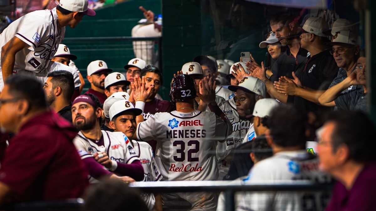 Joey Meneses conecta Grand Slam y Tomateros suma quinto triunfo consecutivo