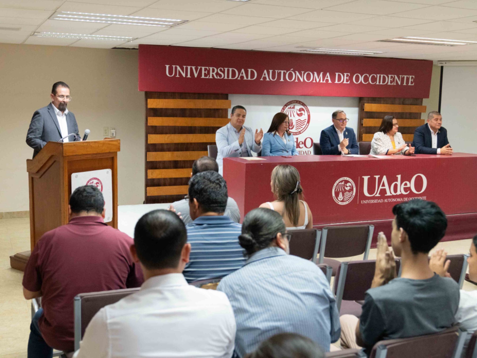 UAdeO atenderá reclamo de maestros jubilados hasta que se resuelva proceso legal: Rector