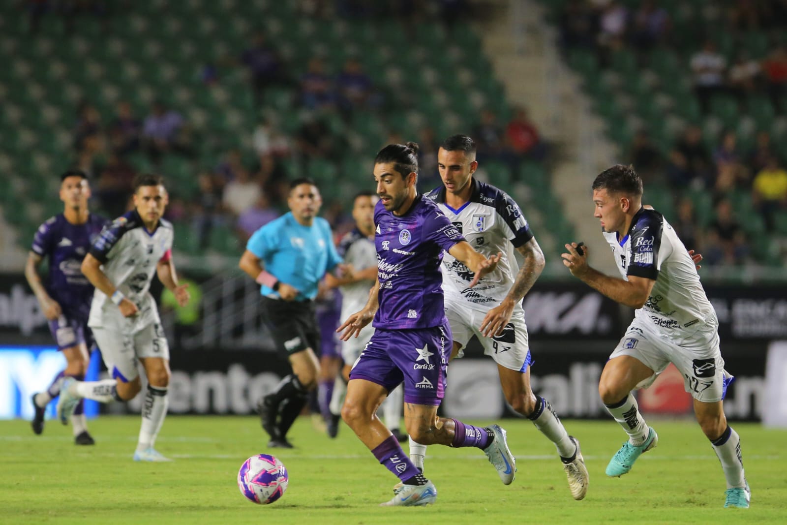 Con goles del mochitense Raúl Camacho, Mazatlán FC empató con el Querétaro.