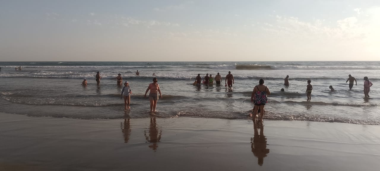 Salvavidas en Mazatlán ponen a salvo a tres personas durante dos intervenciones