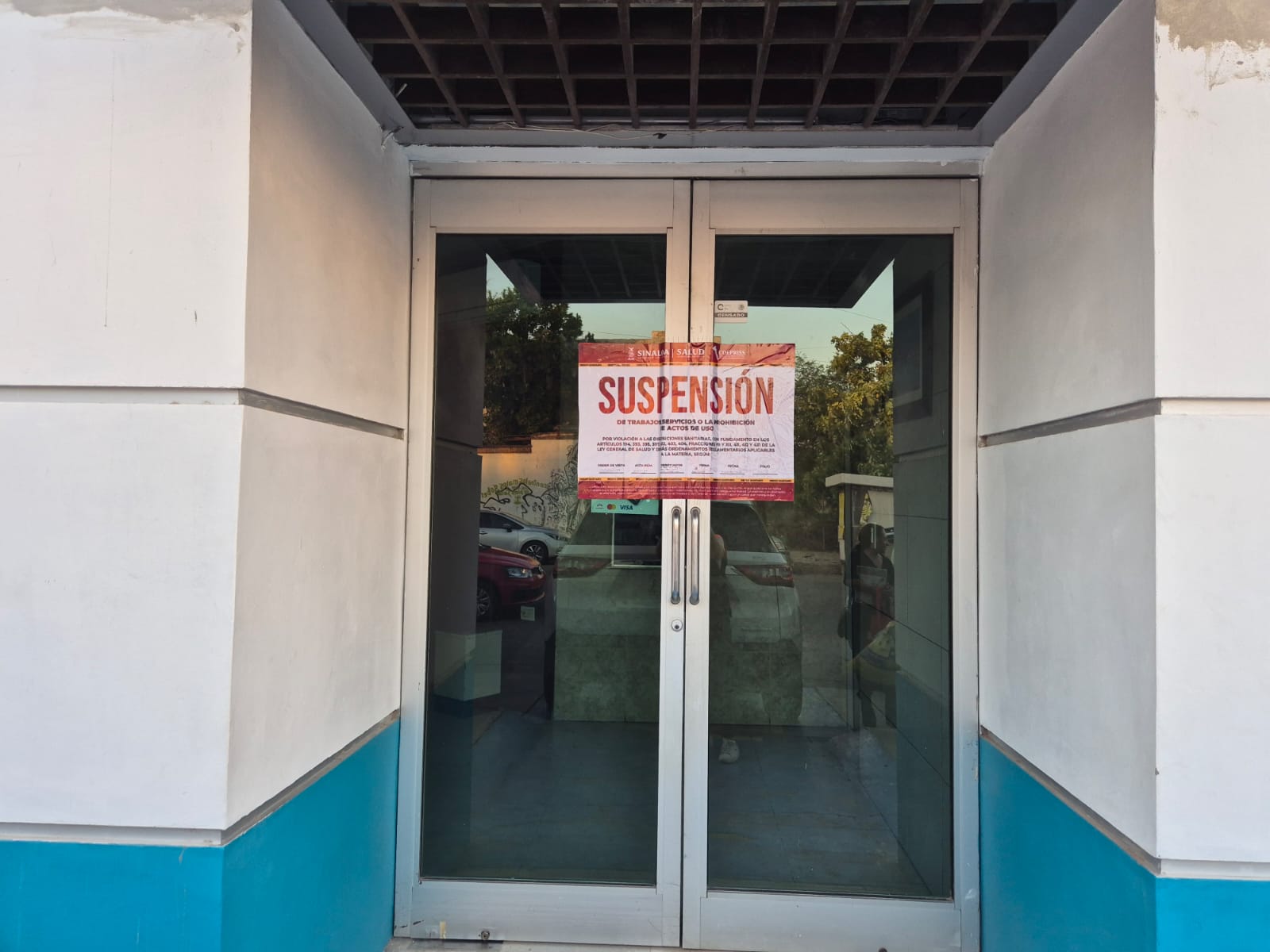 Clausuran clínica donde murió mujer al dar a luz por incumplir normas sanitarias, en Los Mochis