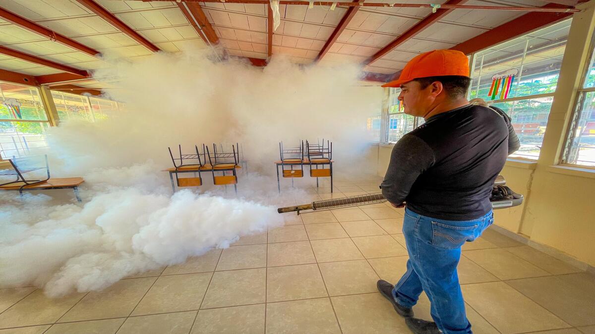 Gobierno de El Fuerte continúa con el Programa de Fumigación contra el mosco del Dengue