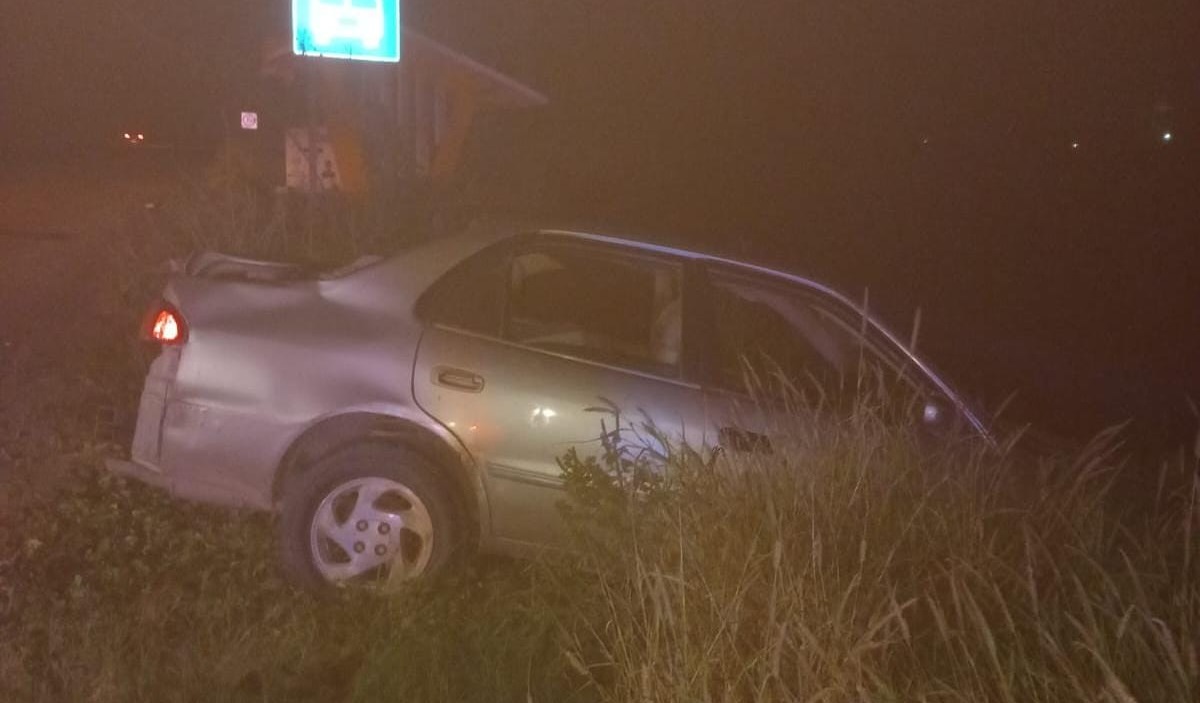 Don Porfirio queda lesionado tras ser chocado por pega y huye, en Guasave