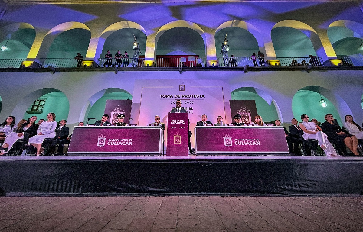 “Hemos estado con la gente, aquí estamos y aquí estaremos”: Gámez Mendívil; rinde protesta para un segundo periodo