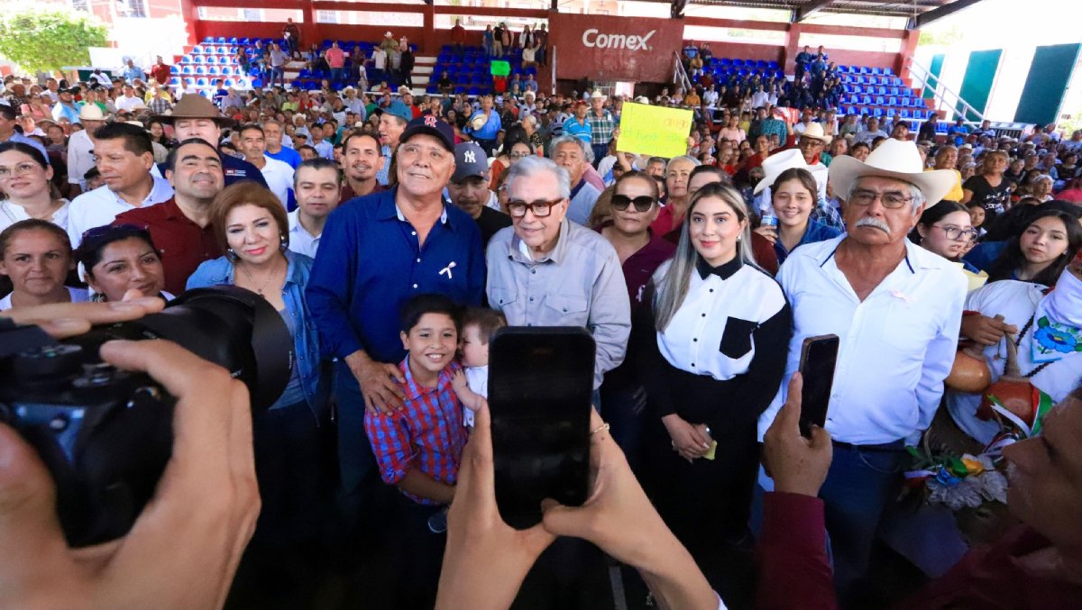 ¡Papelito habla! Gobierno de Sinaloa entrega escrituras a 2 mil 864 familias de El Fuerte y Choix
