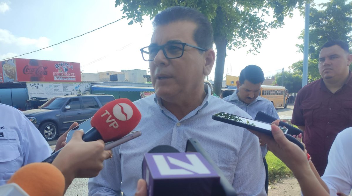 Alumbrado, drenaje, estabilidad social y financiera, mis mayores obras en Mazatlán: Édgar González