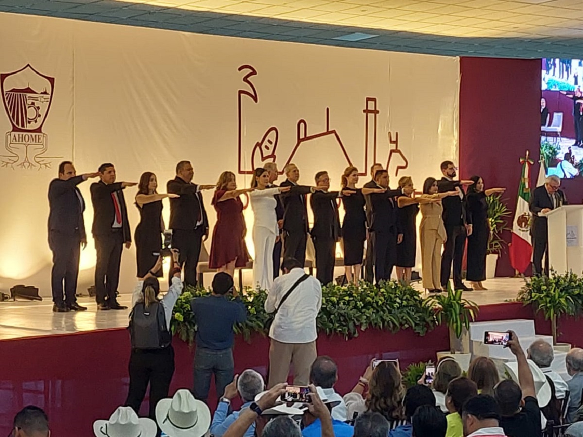 “No les voy a fallar”: Gerardo Vargas rinde protesta como alcalde de Ahome para un nuevo periodo