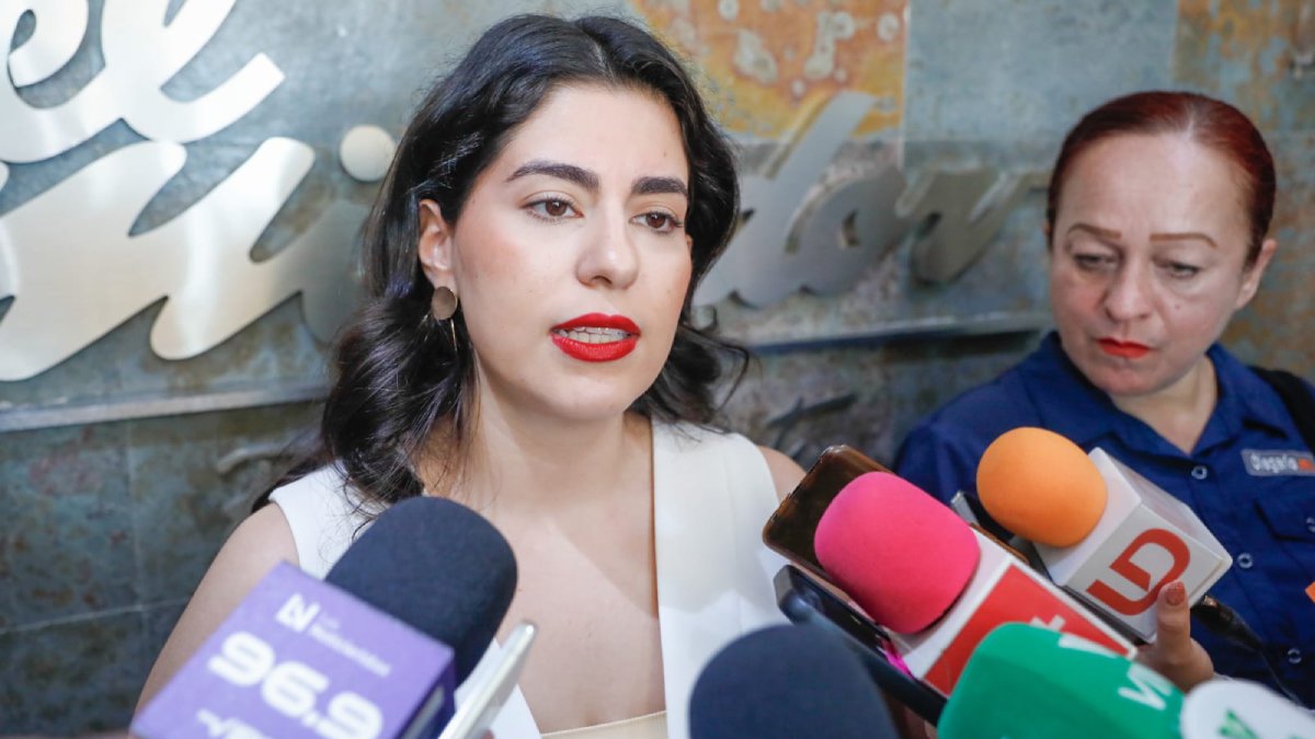 ¡Recibían hasta 30 denuncias diarias! En septiembre disminuyeron llamadas por violencia familiar: SeMujeres