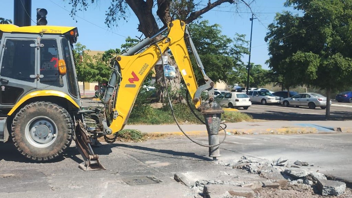 ¡Tome rutas alternas! Arranca reparación en bulevar Centenario y calle Sinaloa en Los Mochis