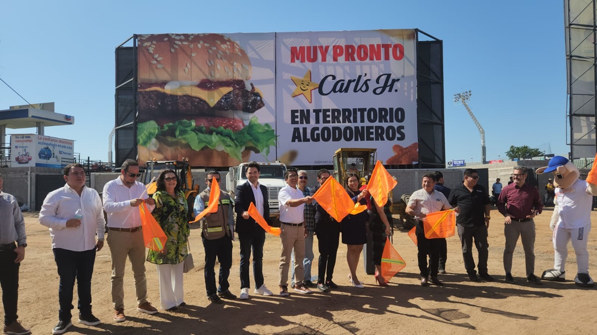 Inicia construcción de Carl’s Jr. Guasave