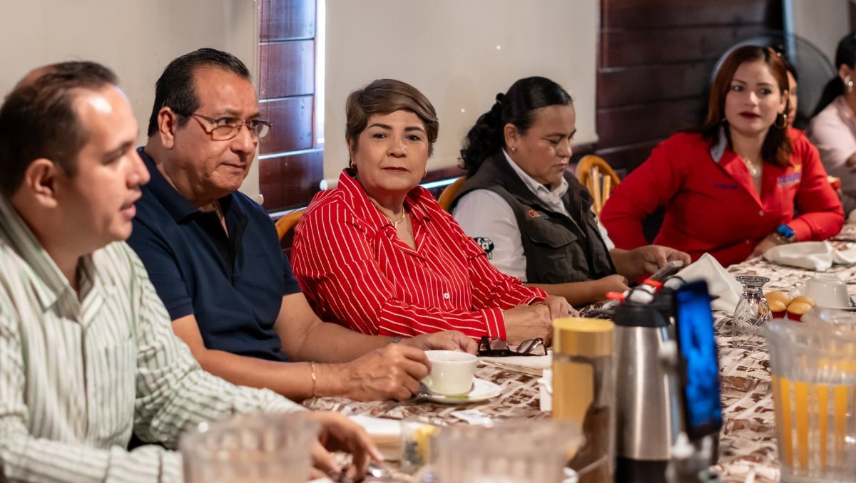 Sin convenio no hay quincena, adelanta Cecilia Ramírez a trabajadores de Juan José Ríos