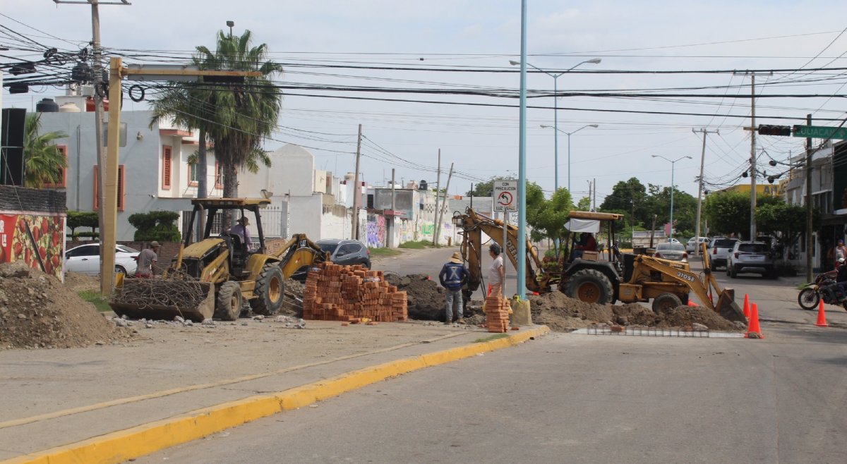¡Tome sus precauciones! Por tres días hay cierre vial en el crucero Santa Rosa y Mazatlán