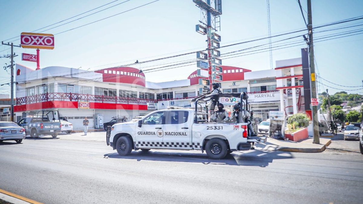 Comerciantes de plaza en Culiacán desalojan sus negocios por amenaza de grupo armado