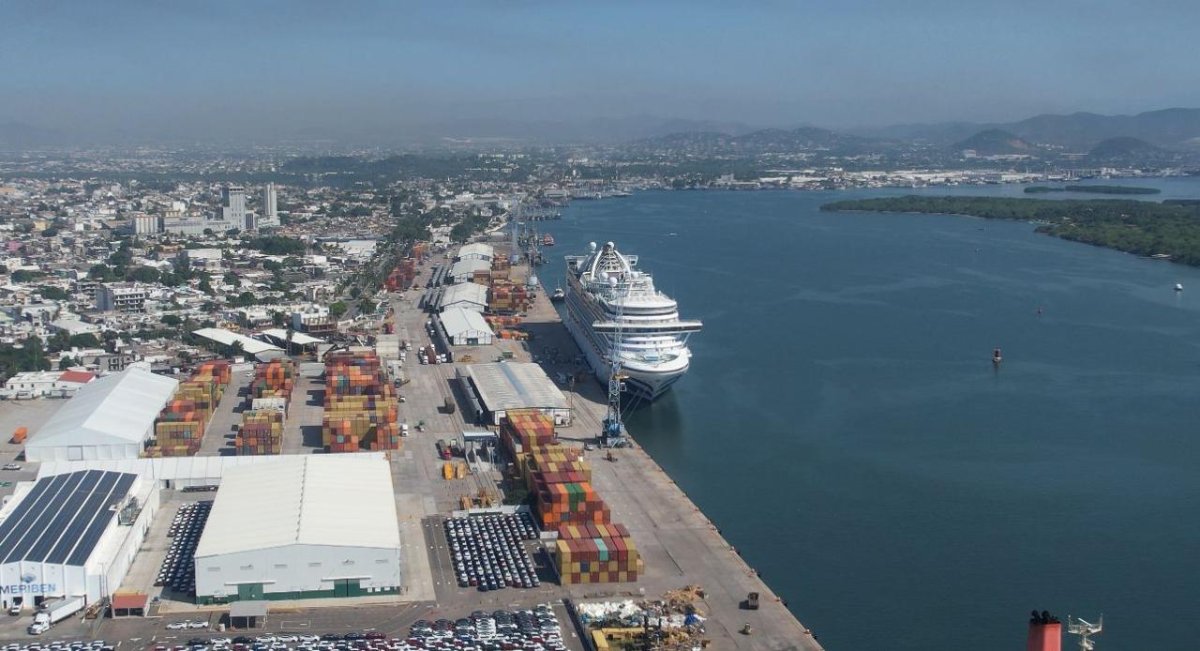 ¡Sigue la temporada! Llega a Mazatlán el crucero Ruby Princess con cerca de 4 mil personas a bordo