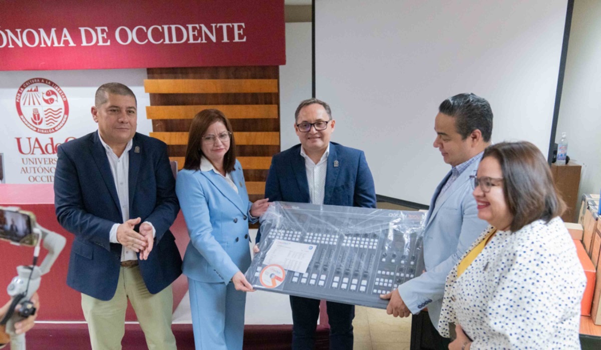 Celebra Radio UAdeO sus 32 años de existencia promoviendo la cultura 