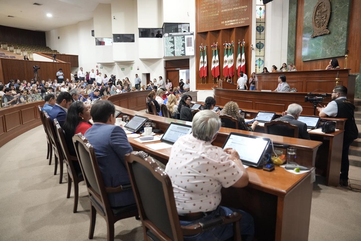 Designan comisiones en el Congreso de Sinaloa; 20 son para Morena