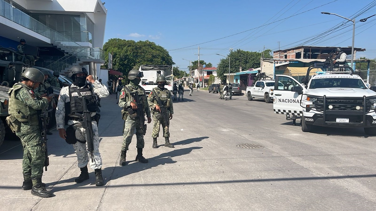 Frente a taquería ejecutan a balazos a un hombre en la Miguel Hidalgo, en Culiacán