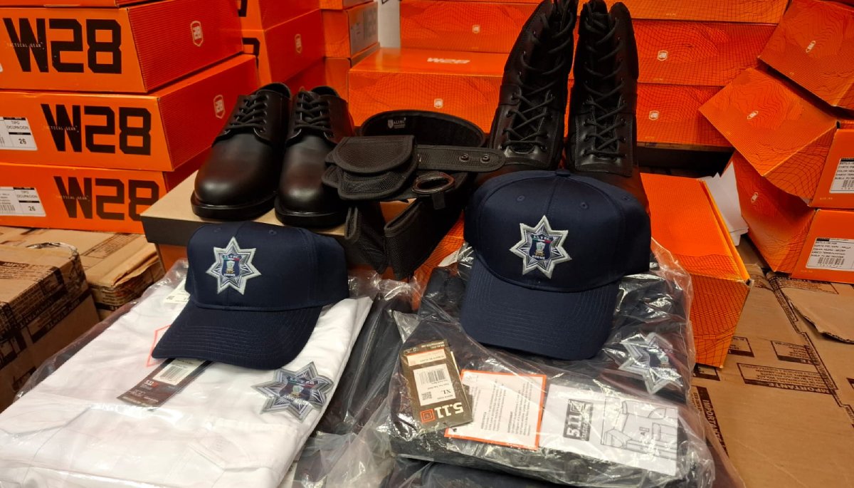 ¿Estrenando? Reciben uniformes nuevos agentes de Seguridad y Protección Ciudadana en Ahome