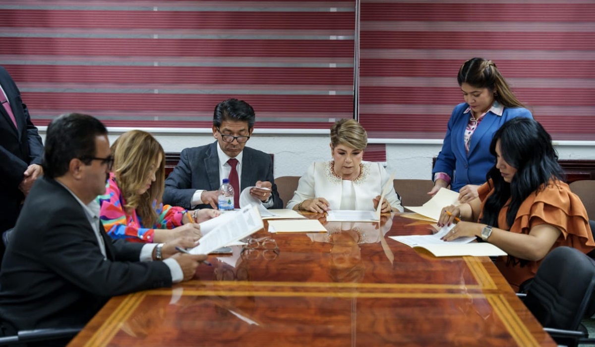 Formalizan entrega-recepción de Presidencia y de la administración municipal en Guasave