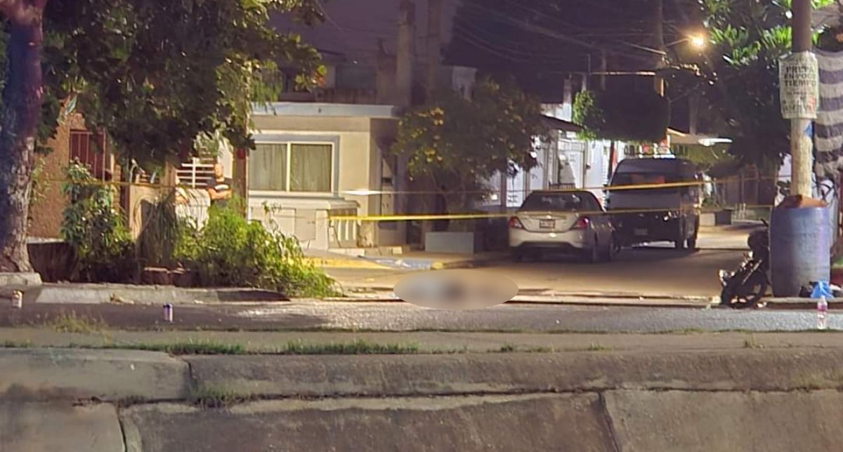 Atentado a balazos en la Pancho Villa de Mazatlán, deja a un hombre muerto y a su esposa herida