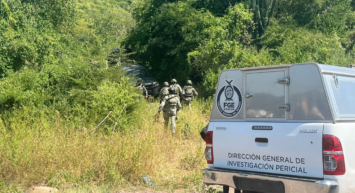 Hallan cuerpo de un hombre en descomposición sobre la México 15 en Mocorito