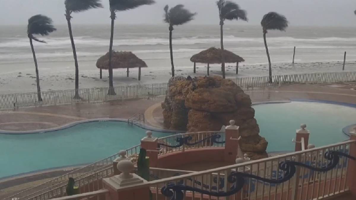 Huracán Milton de categoría 4 crece y genera tornados en camino a Florida