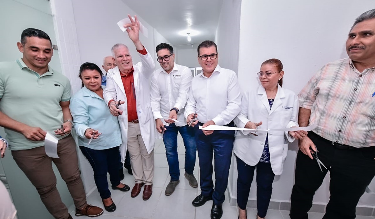Entregan modernos quirófanos del Hospital Margarita Maza de Juárez, en Mazatán