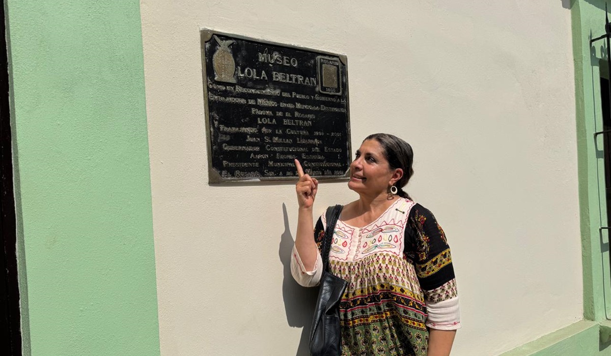Visita María Elena Leal, hija de Lola Beltrán, el recién remodelado museo en honor a su madre