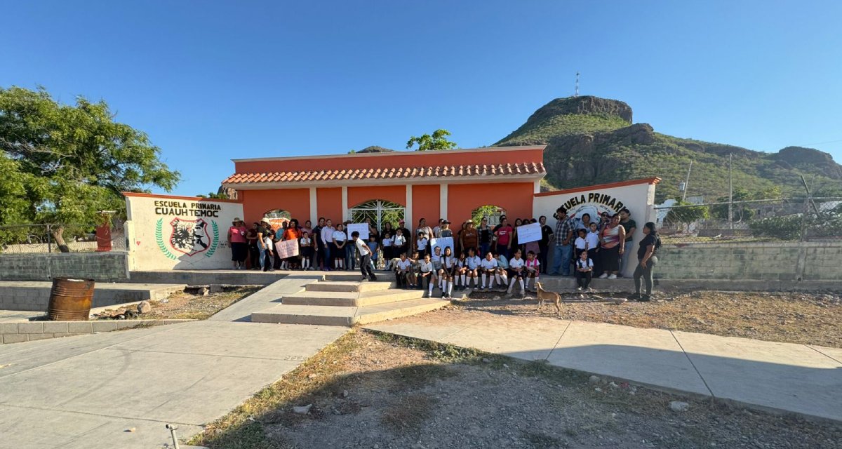 ¿Y la techumbre? Padres de familia toman primaria en El Cerro Cabezón, Guasave