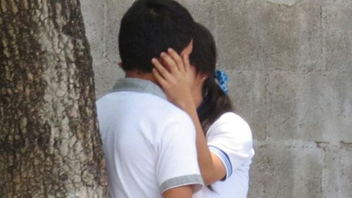 ¡Cada vez a más temprana edad! Desde los 11 años, jóvenes están iniciando su vida sexual