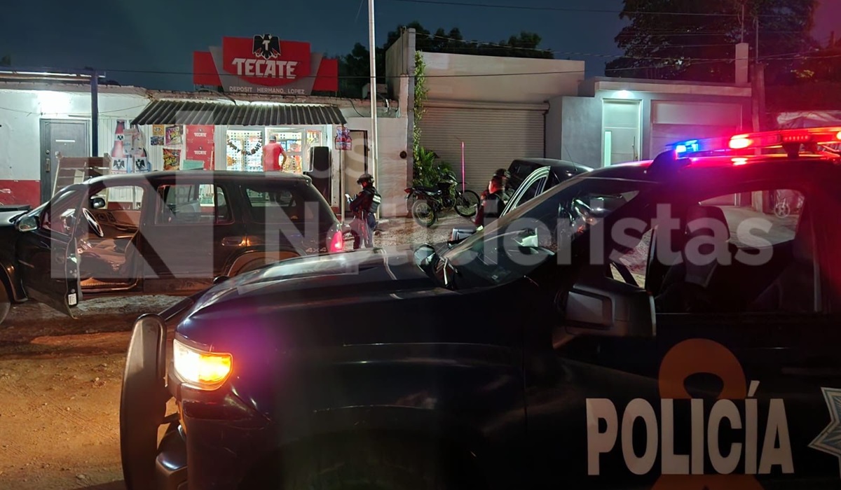¡Pidió un encendedor y sacó la pistola! Ataque a balazos deja tres heridos en expendio de cerveza, en Culiacán