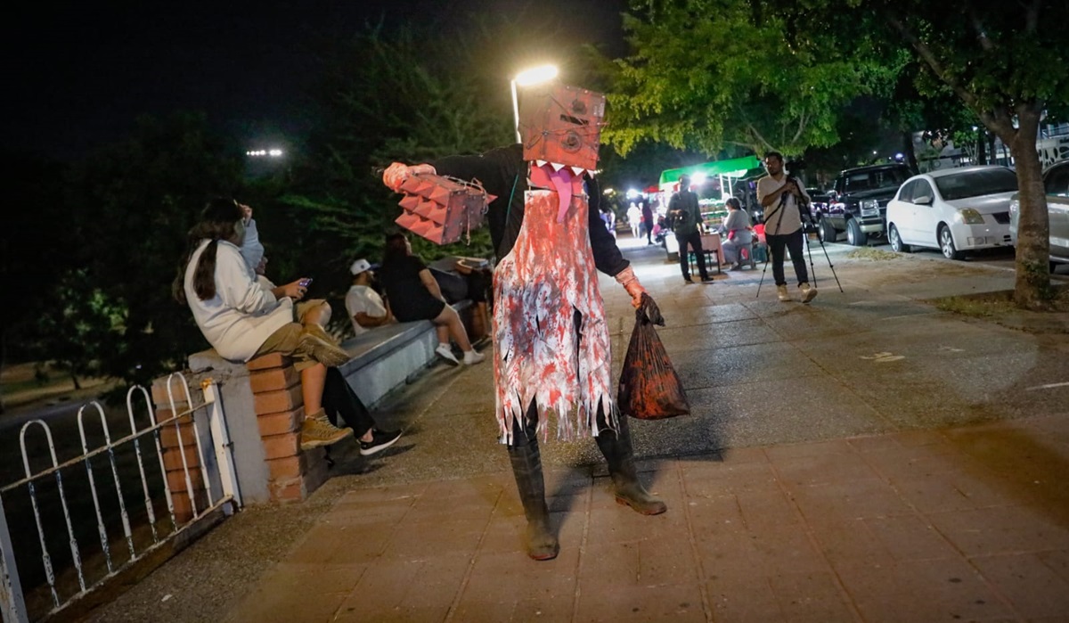 Pocas familias acuden al Malecón de Culiacán por Halloween