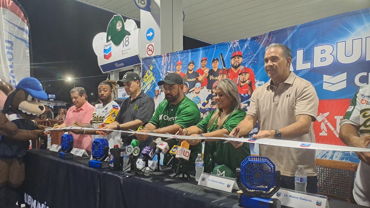 Presentan la Albumanía de Chevron y los Cañeros de Los Mochis
