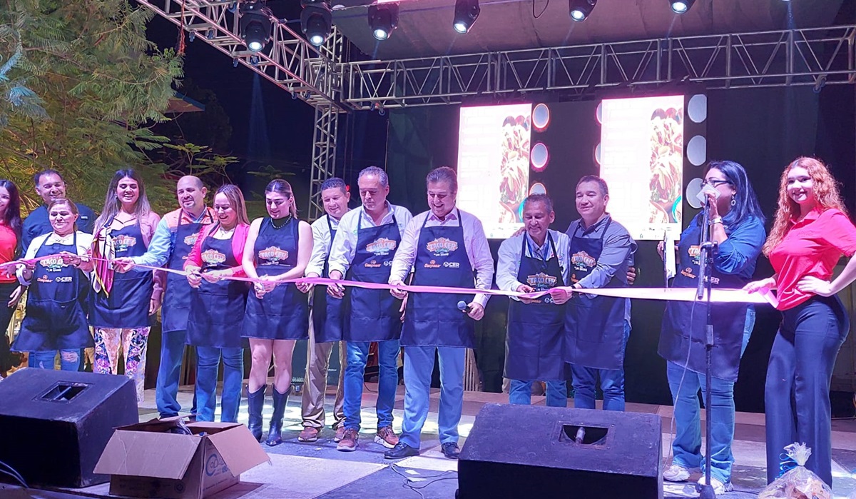 ¡De agasajo! Inauguran primer Festival Gastronómico “TacoCer 2024” en Los Mochis