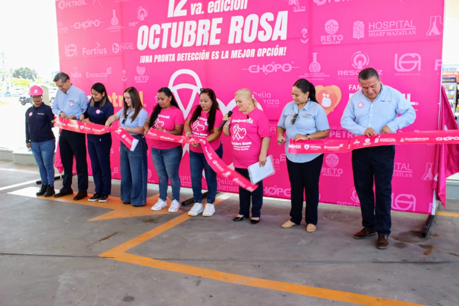 ¡Por la pronta detección! Red Petroil arranca el Octubre Rosa con 450 mil cupones para chequeos contra el cáncer de mama