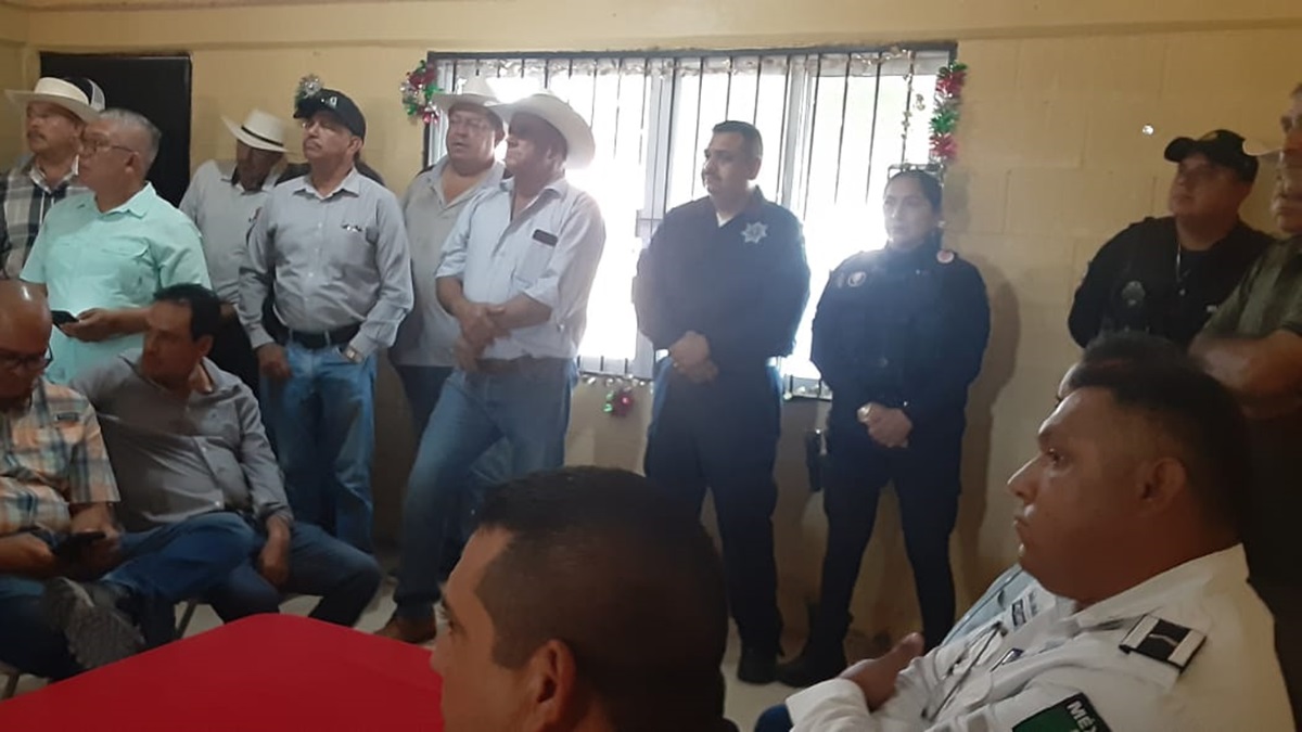 Exponen ante mandos de Seguridad de Ahome presunto abuso contra adulto mayor de El Carrizo