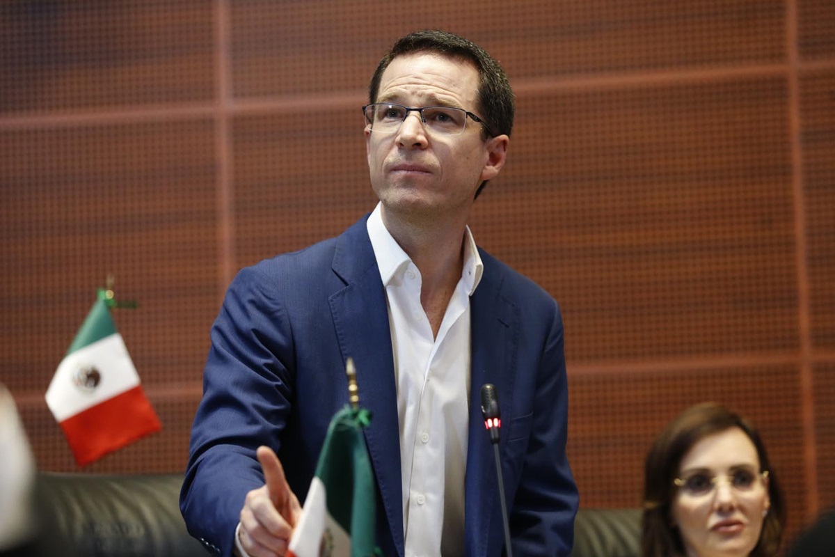 Ricardo Anaya se alinea con iniciativa morenista: ‘Hoy venimos a coincidir’