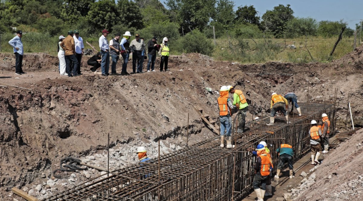 Obras Públicas y Agricultura se verán afectados en presupuesto 2025 por adeudo al SAT: SAyF