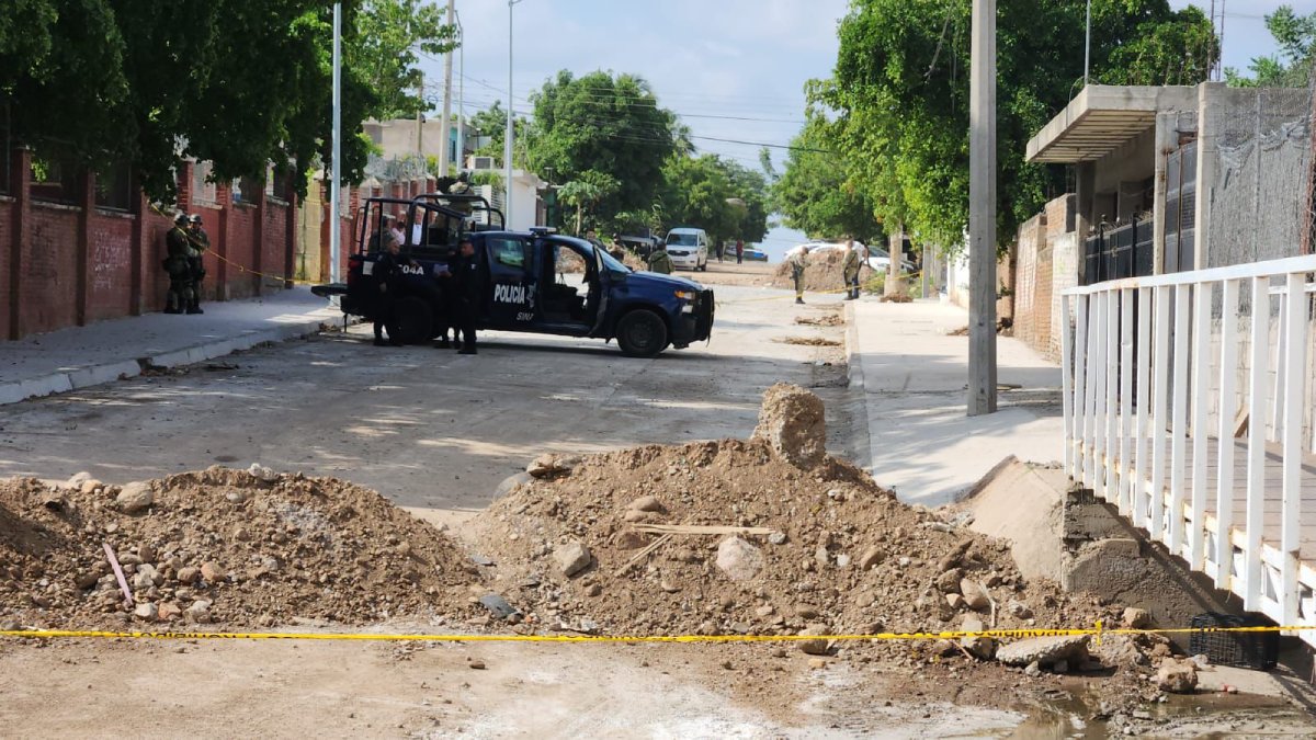 Envuelto en una cobija hallan sin vida a hombre en la colonia Díaz Ordaz en Culiacán