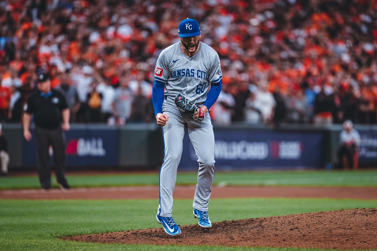 Tigres y Royals pegan primero en la serie del comodín en la Liga Americana
