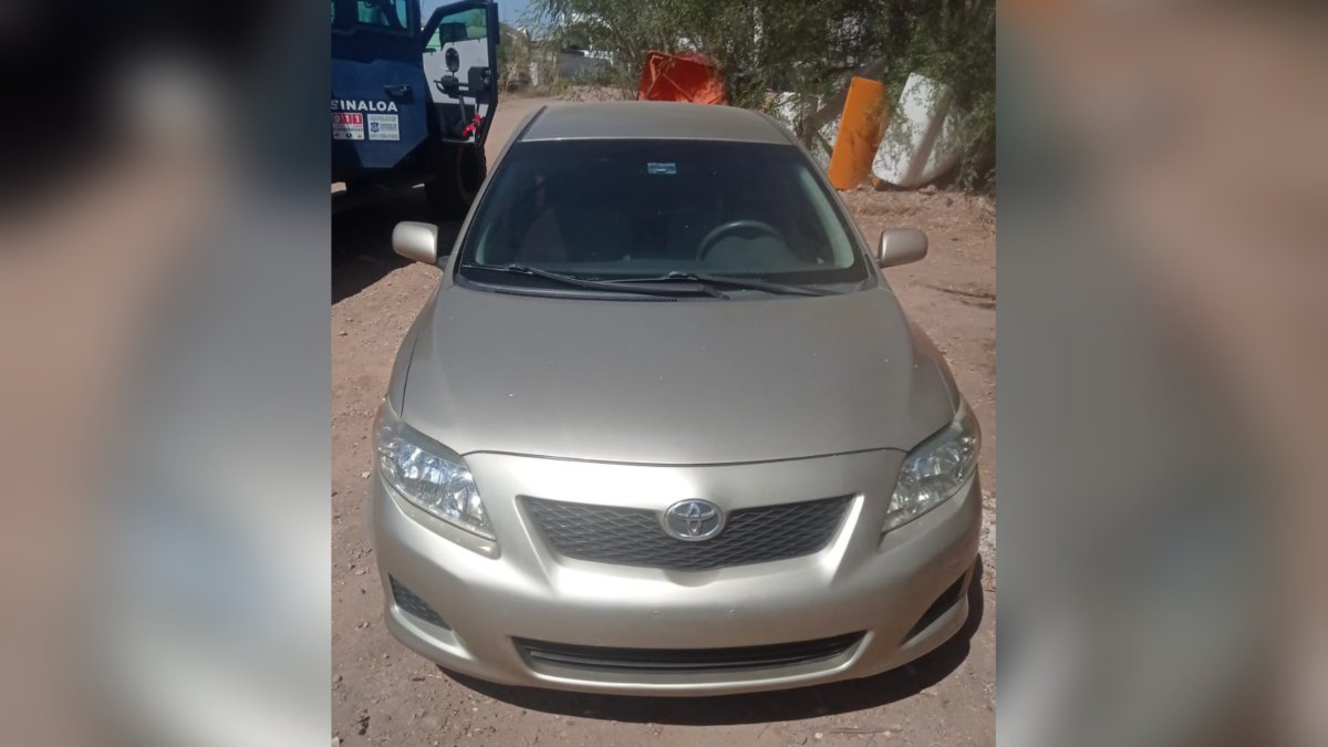 Había sido robado una noche anterior: Recupera Policía Estatal un auto abandonado en El Ranchito, Culiacán