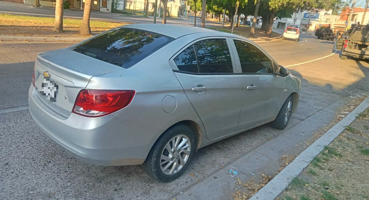 Vehículo con reporte de robo vigente, fue recuperado por Grupo Élite de la PEP