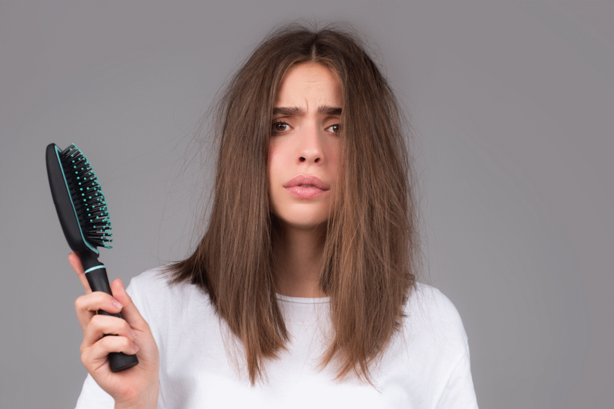 Consejos efectivos para decirle adiós al frizz y cabello esponjado
