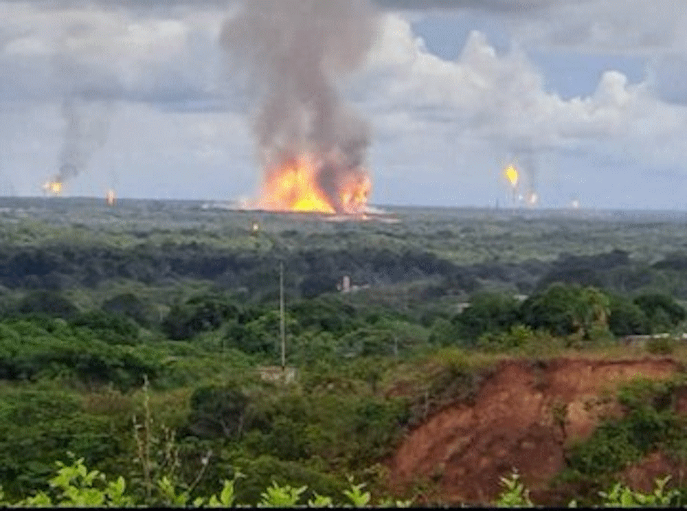 Video |  Explota gasoducto de gas natural en Punta de Mata, Venezuela