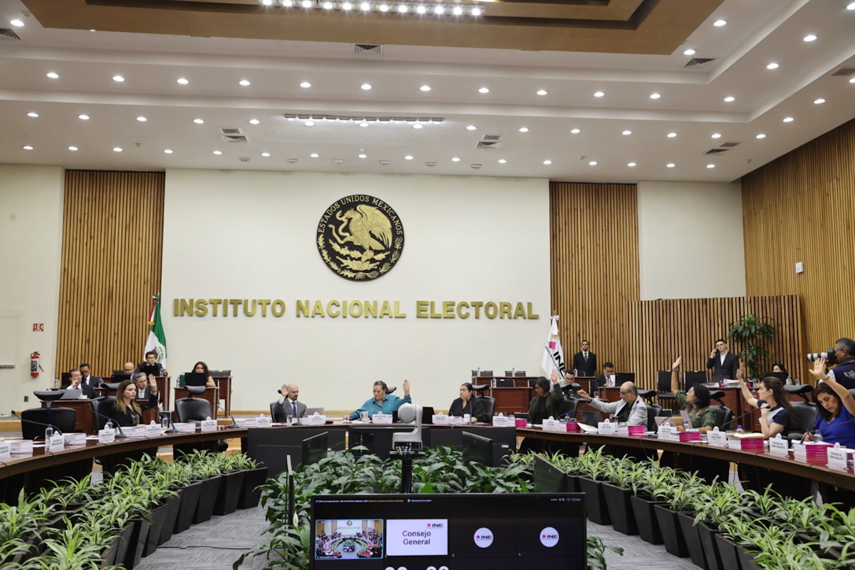‘No vemos necesario retrasar el proceso’: Sheinbaum afirma que se conocerá postura del INE sobre elección judicial