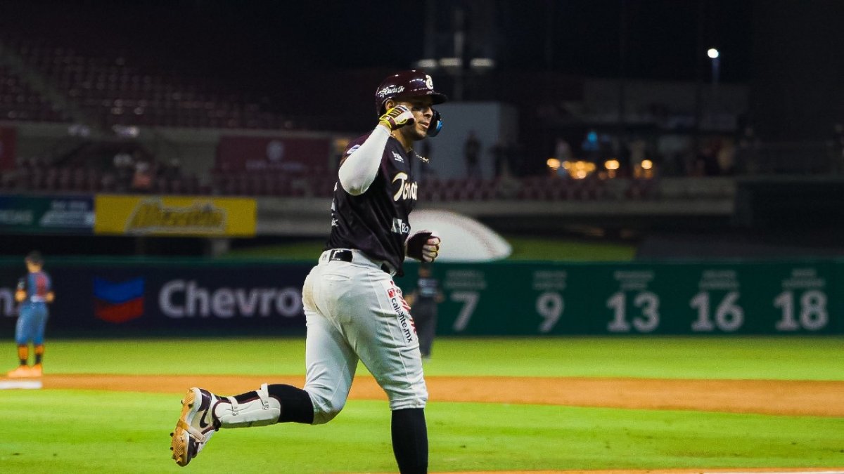 Los Tomateros inician serie con blanqueada sobre Naranjeros en la Liga Mexicana del Pacífico