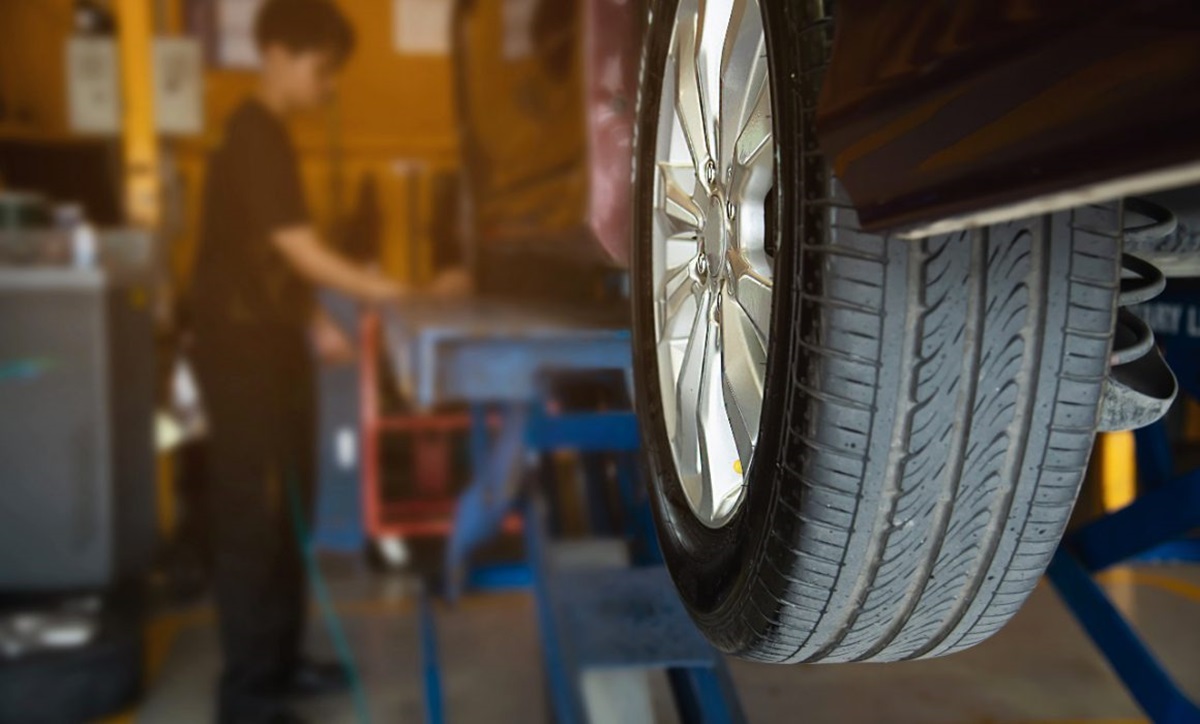 No lo pases por alto ¿Cómo saber cuándo tu carro o camioneta necesita alineación y balanceo?